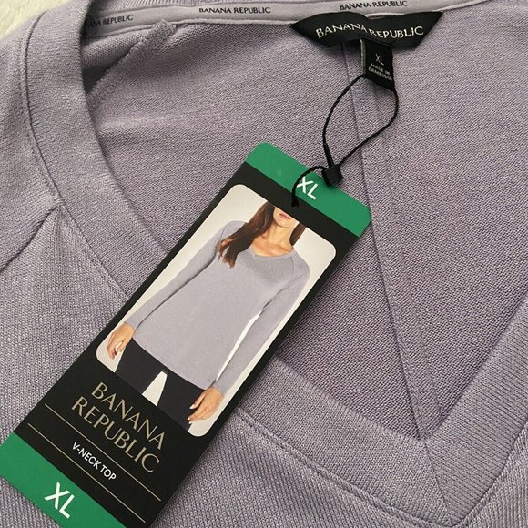 Banana Republic Ladies' V-Neck Long Sleeve Top, Purple , Size XL - Picture 3 of 6